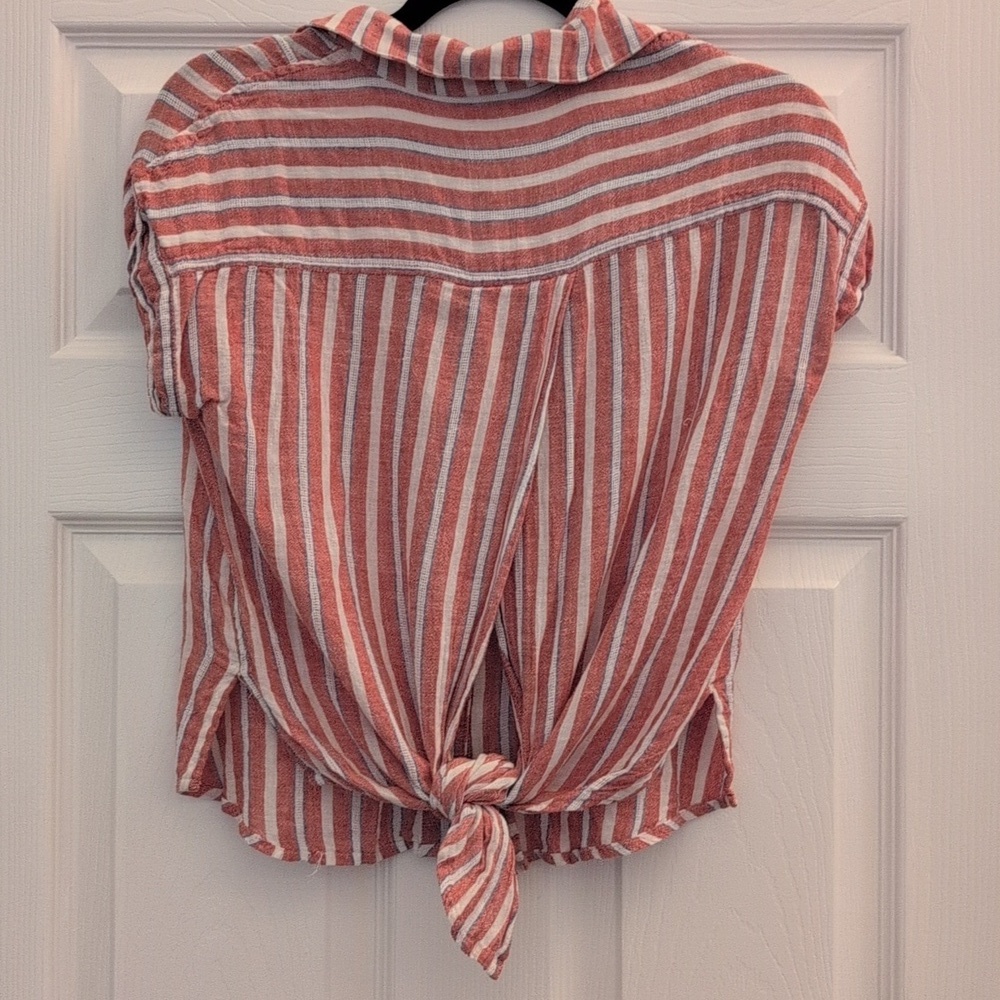 Lucky Brand XS Red and White Striped Button Down Shirt with Tie Back - Picture 7 of 10